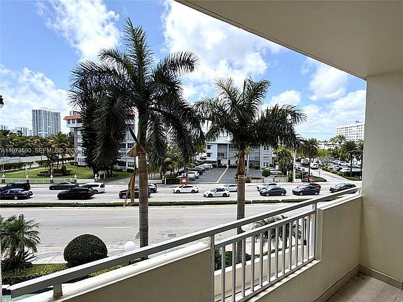 3rd image of 3180 S Ocean Dr APT 221