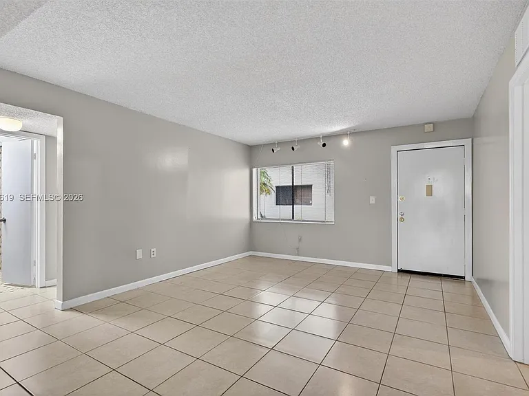 8065 SW 107th Ave #106 — Photo 16