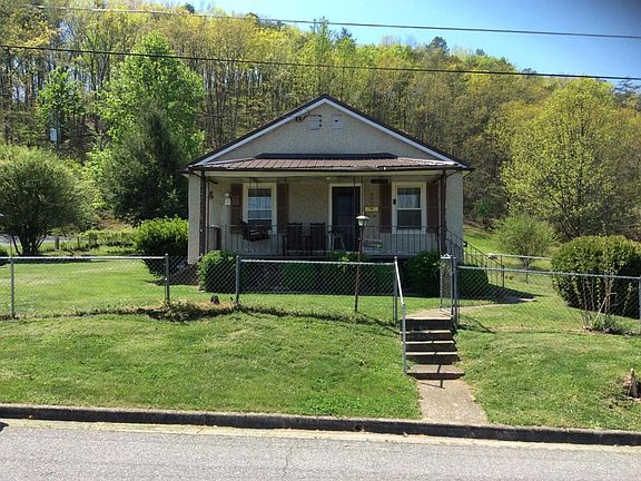 3rd image of 340 E 12th St