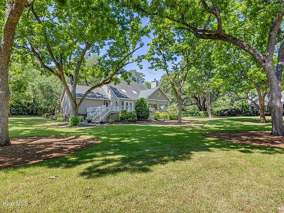 5th image of 4 Oak Landing Road