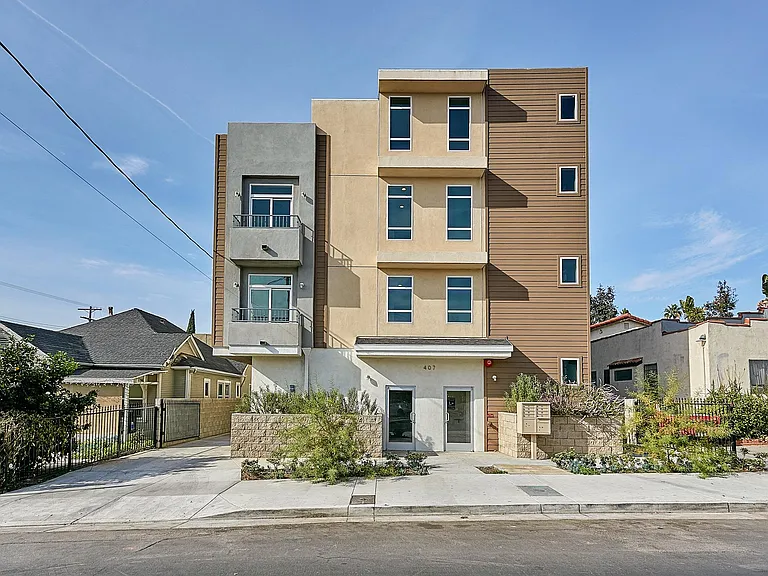 407 N Ardmore Ave #201 — Photo 18