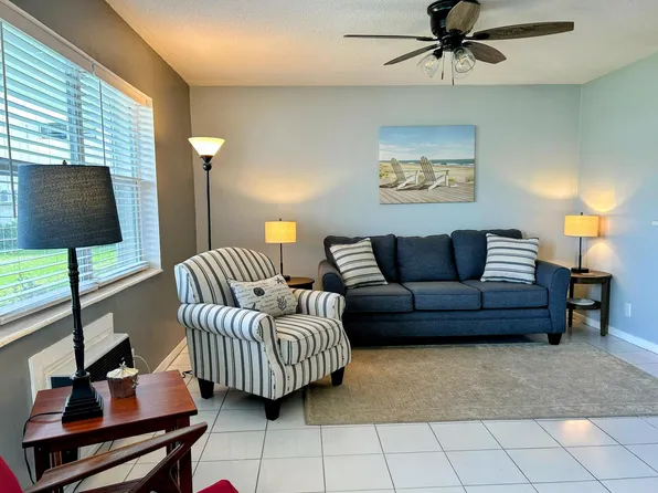 300 Horizons W #102, Boynton Beach, FL 33435