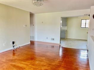 1310 N Oaks Blvd, North Brunswick, NJ 08902
