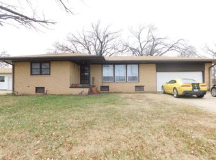 1823 N Ohio St, Augusta, KS 67010