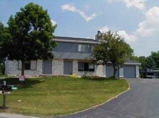 2147 Wood Leaf Ct, Okemos, MI 48864