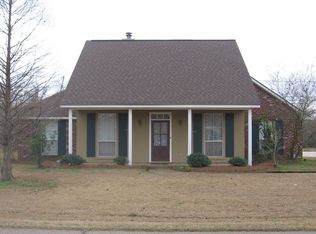 18004 Lake Iris Ave, Baton Rouge, LA 70817