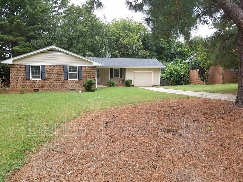 1st image of 3609 Greenlawn Dr