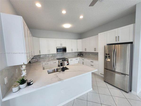 15840 NW 16th Ct