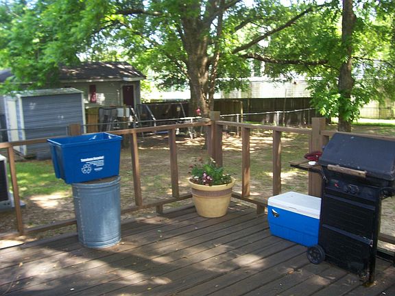 5th image of 227 41st St E
