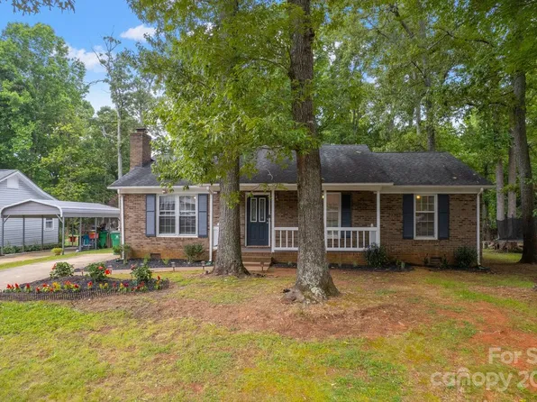 6519 Montezuma Trl, Charlotte, NC 28227