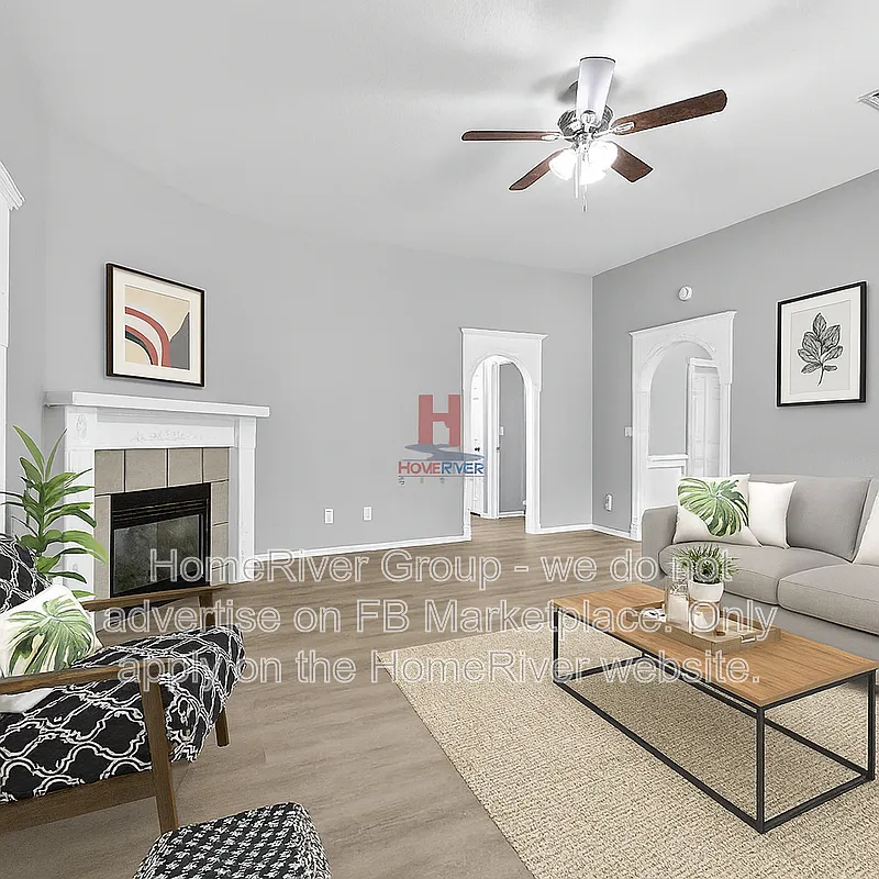 4 bed, 2.0 bath, 1859 sqft, $2,195 — Photo 2
