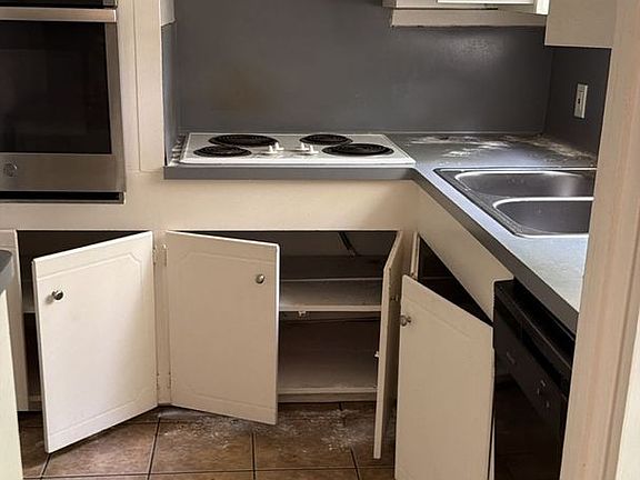 5th image of 2345 Pecos St #102M