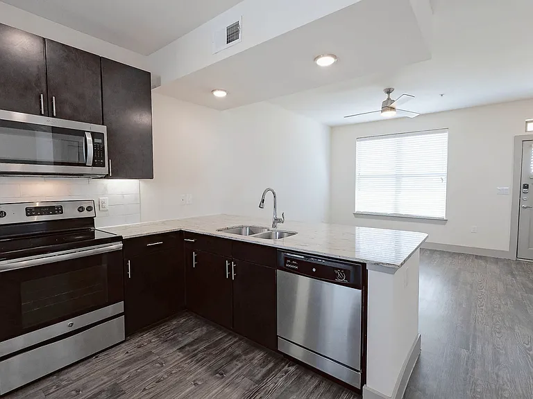 The District At Cypress Waters - Parson's Green — Photo 833