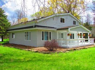 615 Adams Rd, Saginaw, MI 48609