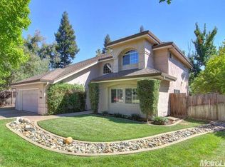 6046 Holeton Rd, Carmichael, CA 95608