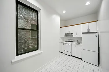 Rented by Cooper & Cooper Real Estate