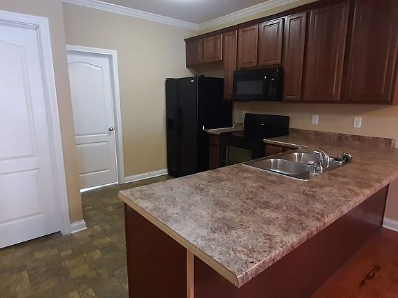 5th image of 600 Kirtley Way #B-2