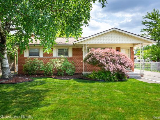 30731 Middlebury St, Westland, MI 48186