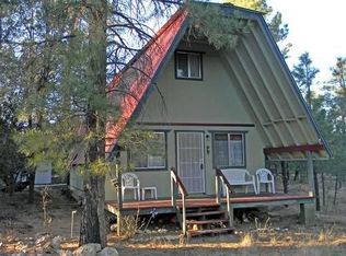 3036 Pinewood Dr, Overgaard, AZ 85933