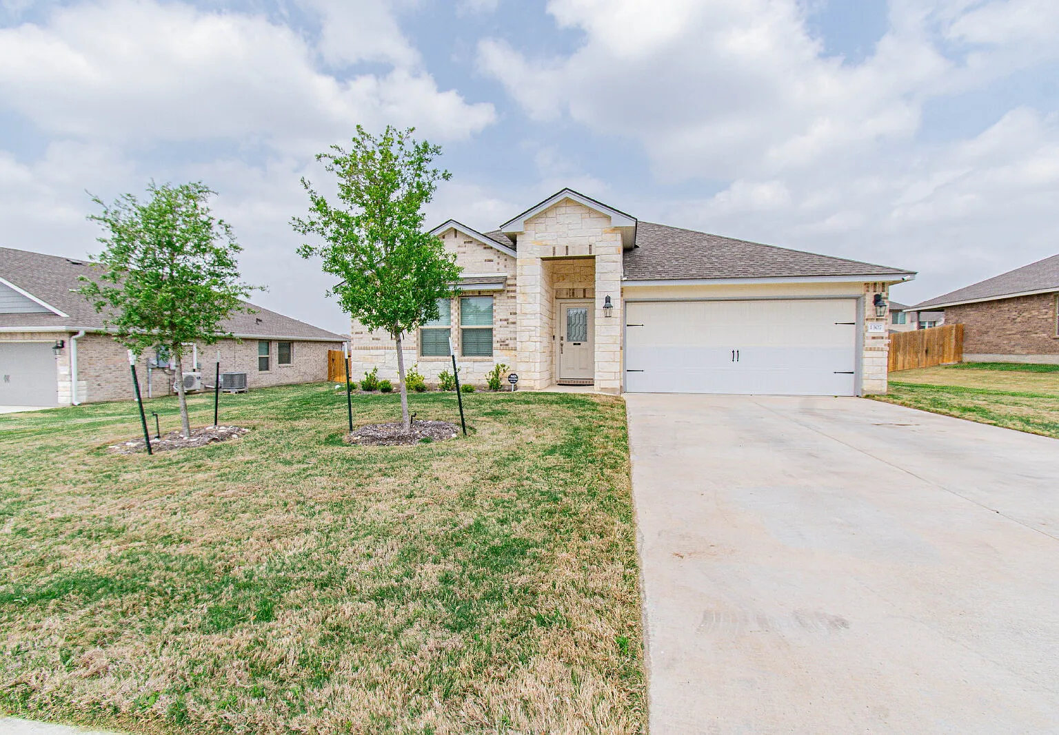 3 bed, 2.0 bath, 1508 sqft, $1,750 — Photo 1