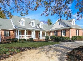 364 Crepe Myrtle Dr, Greer, SC 29651