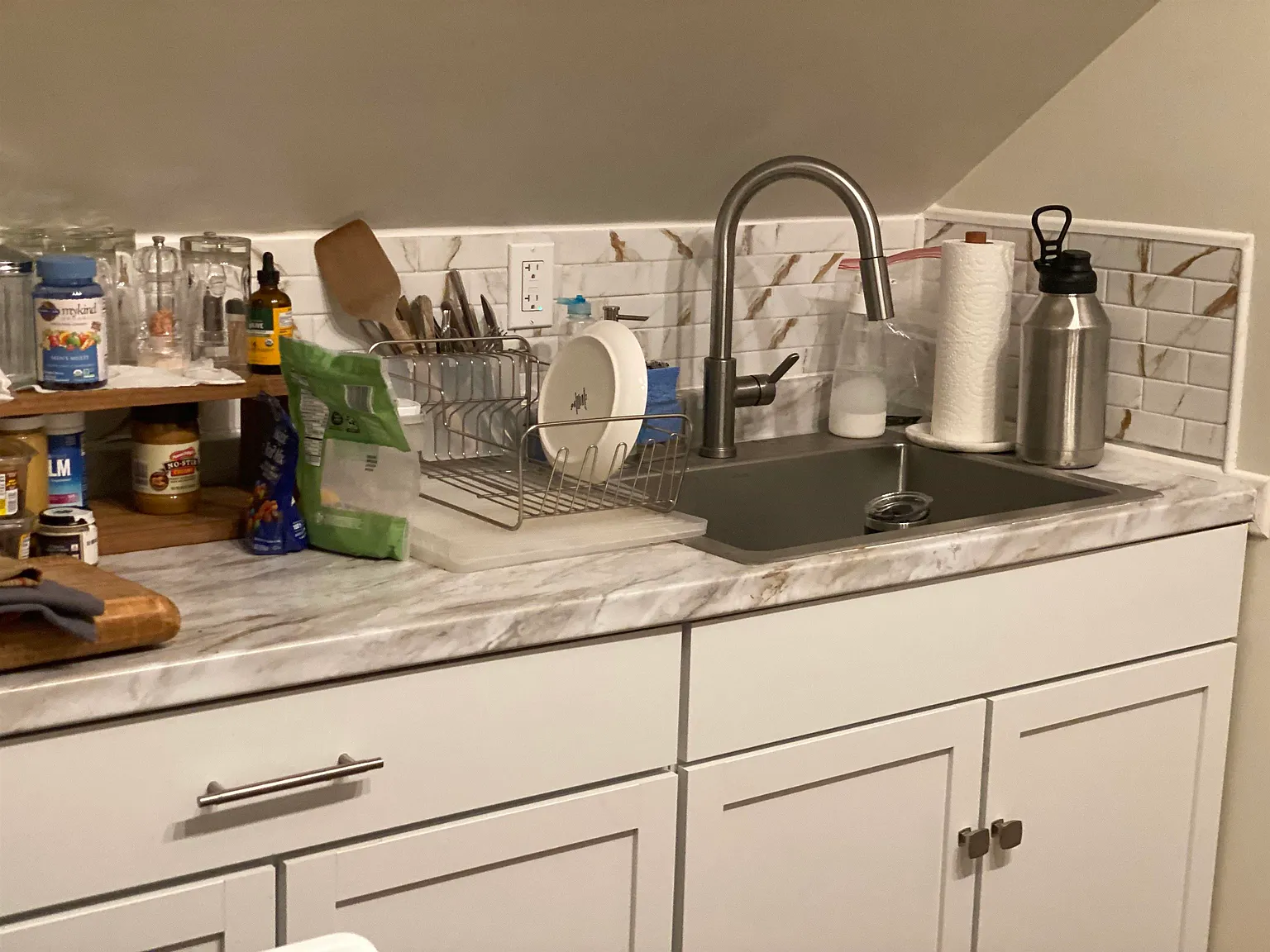 1 bed, 2.0 bath, 9400 sqft, $1,695 — Photo 1