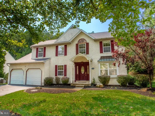 62 Steeplechase Dr, Doylestown, PA 18901