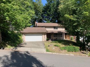 16716 SE 23rd Pl, Bellevue, WA 98008