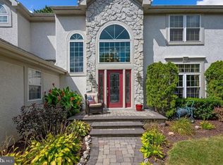 1828 Cornus Ct, Williamstown, NJ 08094