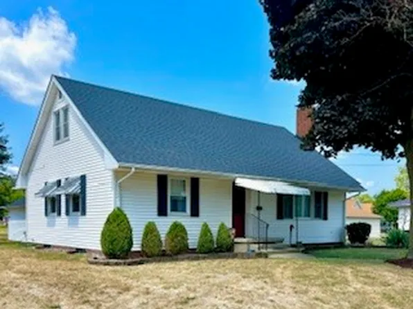 216 S Scott St, Westville, IL 61883