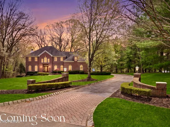 5 Maple Knoll Lane, Manalapan, NJ 07726