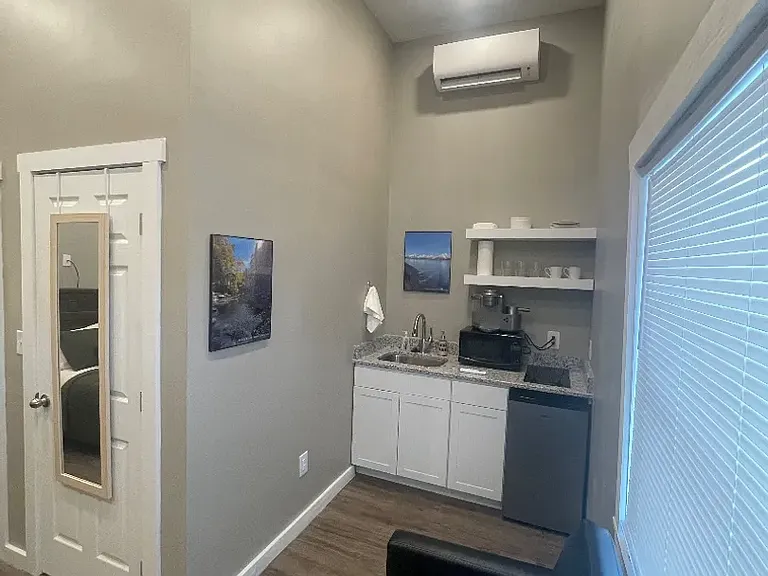 416 N Lincoln St — Photo 68