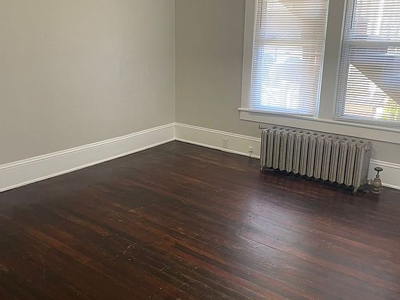 3rd image of 612 Guilford Ave #300