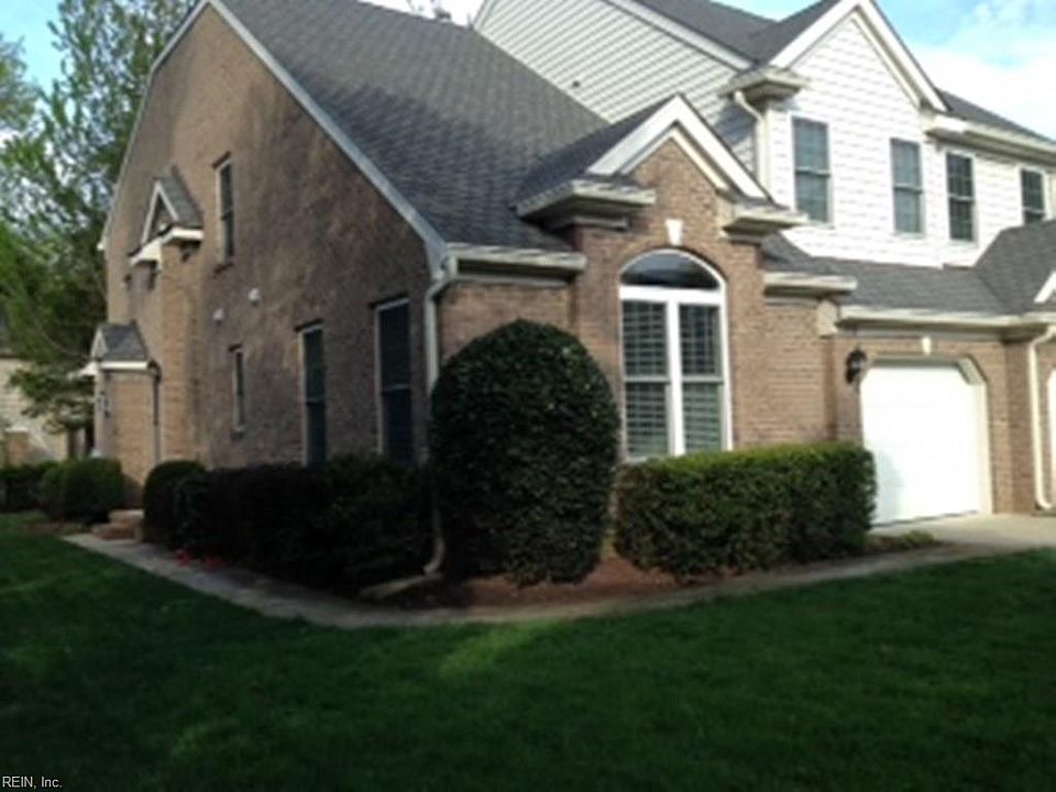 1st image of 106 Bluff Ter
