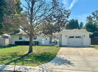 135 Bradford Pl, New Whiteland, IN 46184