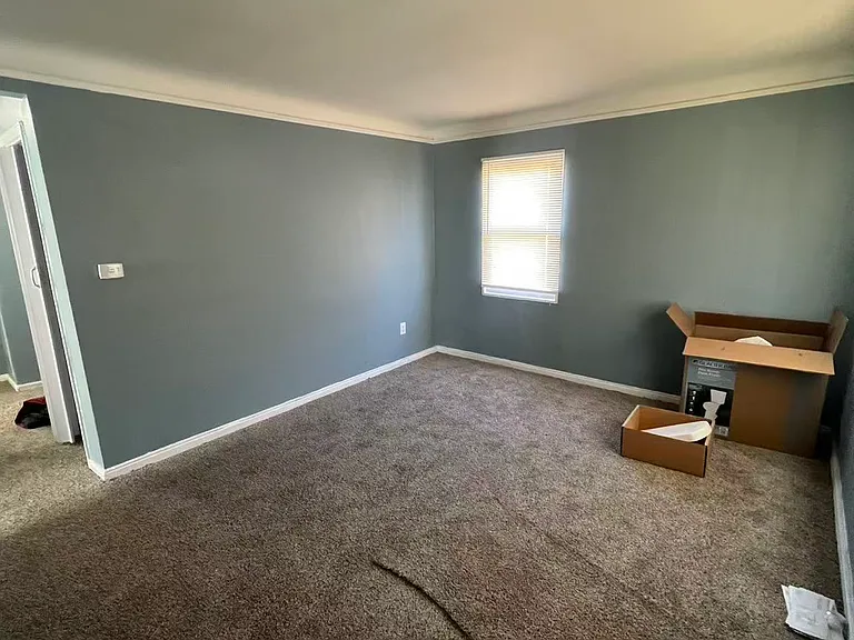18485 Moenart St — Photo 10