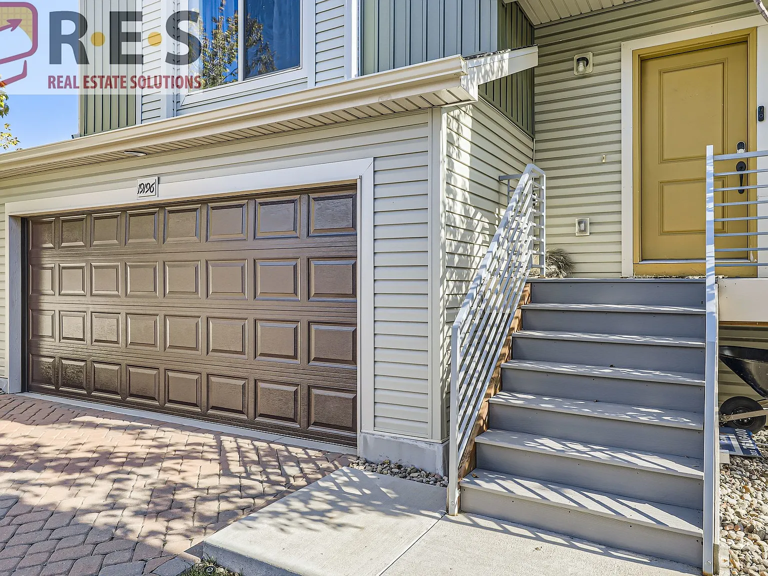 2 bed, 1433 sqft, $2,495 — Photo 3