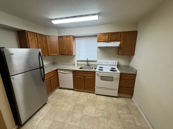 5826 S Bannock St #3, Littleton, CO 80120