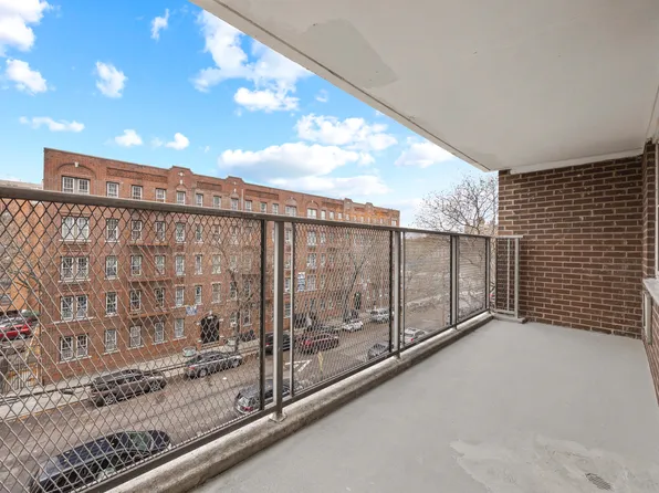 2550 Olinville Avenue image 25 of 28