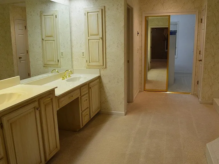 5148 W 127th Ter — Photo 14