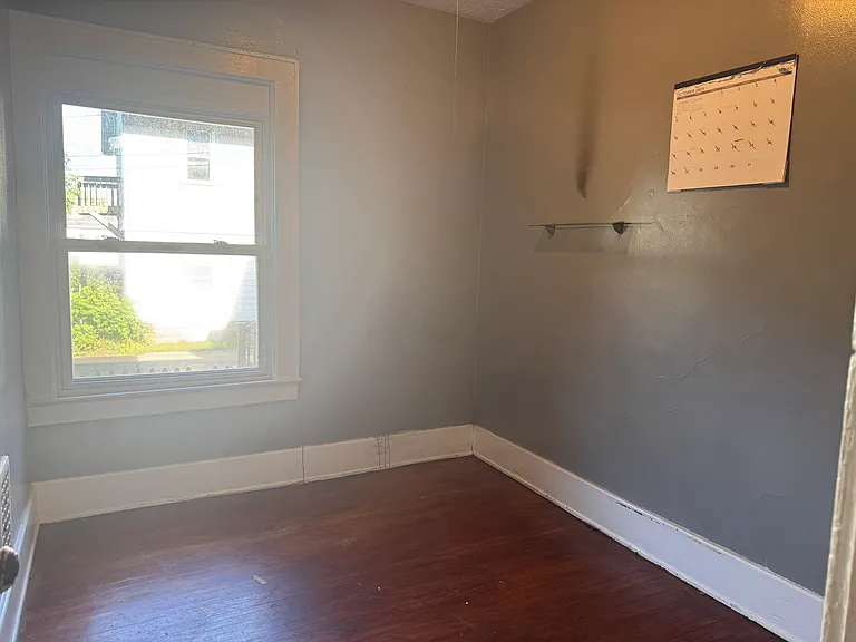 386 Ridgeway Ave #4 — Photo 6