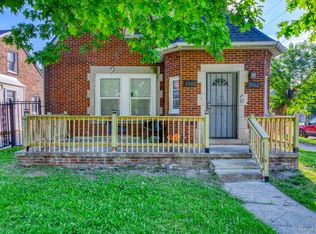 5500 Devonshire Rd, Detroit, MI 48224