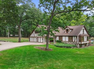 N71W30654 Mary Hill Dr, Hartland, WI 53029