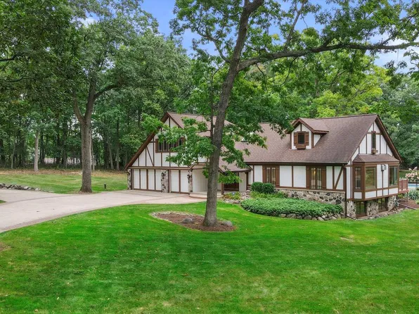 N71W30654 Mary Hill DRIVE, Hartland, WI 53029