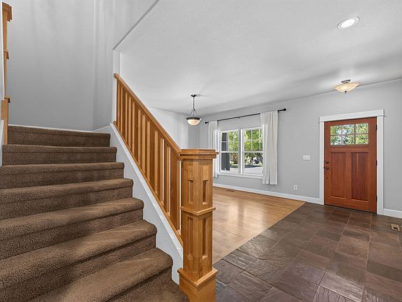 3rd image of 20308 Aberdeen Dr