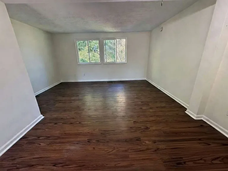 9432 Lexington Cir #G — Photo 10
