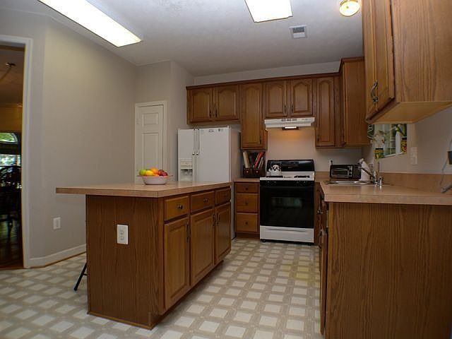 1st image of 3034 Marsh Crossing Dr