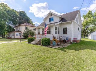 17 W Madison Ave, Milton, WI 53563
