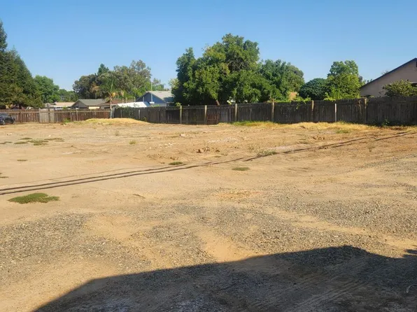 Dewey Blvd, Sacramento, CA 95824