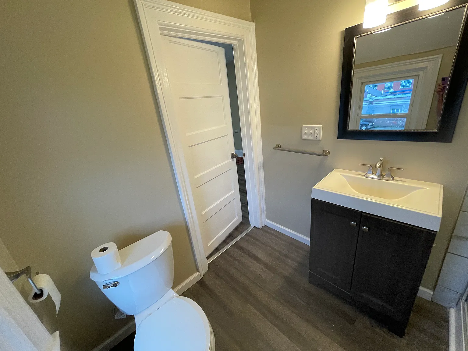 1 bed, 700 sqft, $1,070 — Photo 4